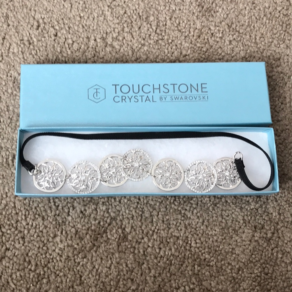 Swarovski Heads Up Necklace